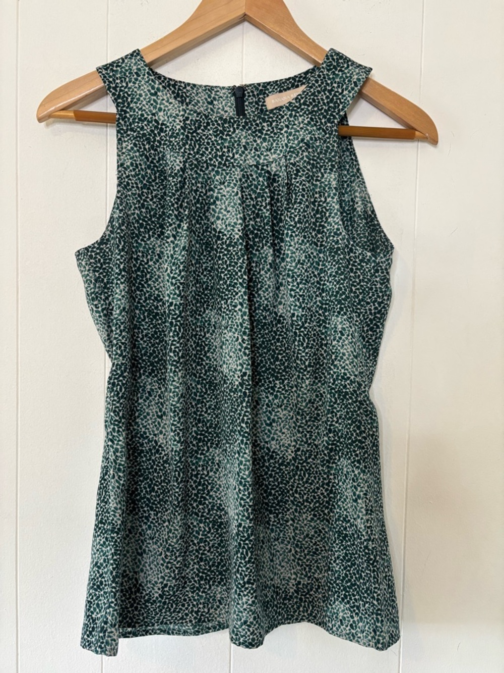 Banana Republic Green Speckled Halter Tank Top Business Casual Office Size 2